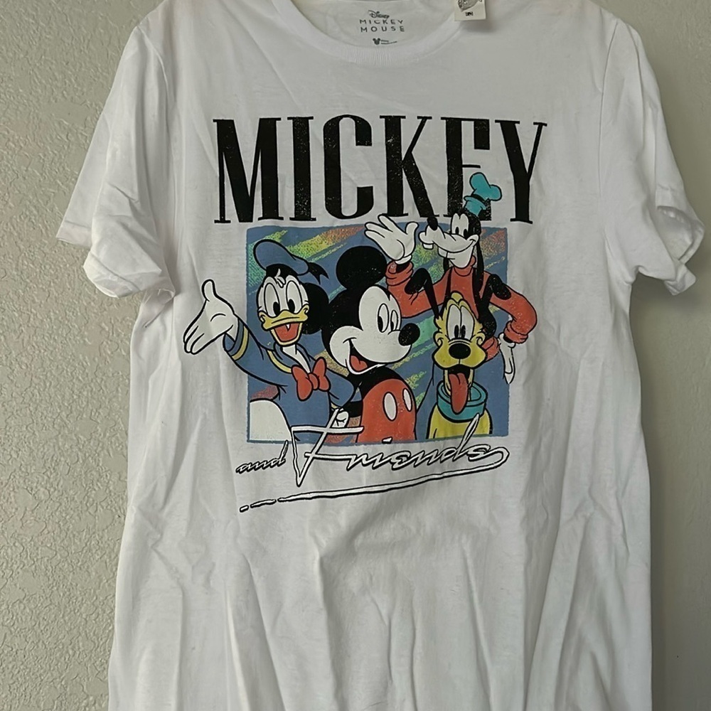 NWT Mickey & Friends t shirt